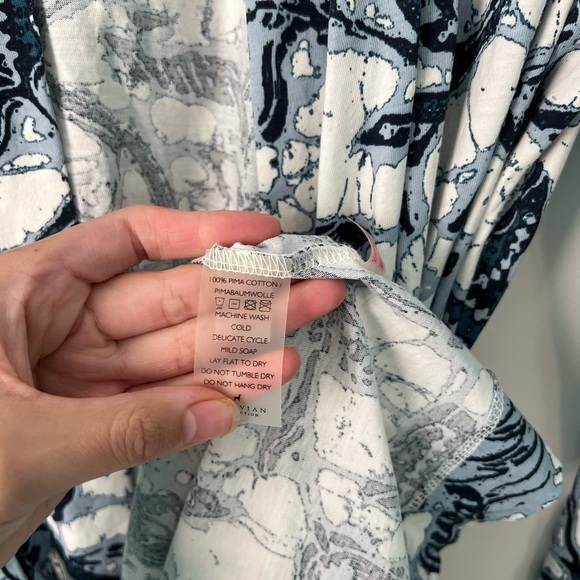 Peruvian Connection Navy and White Robe - Picture 6 of 10